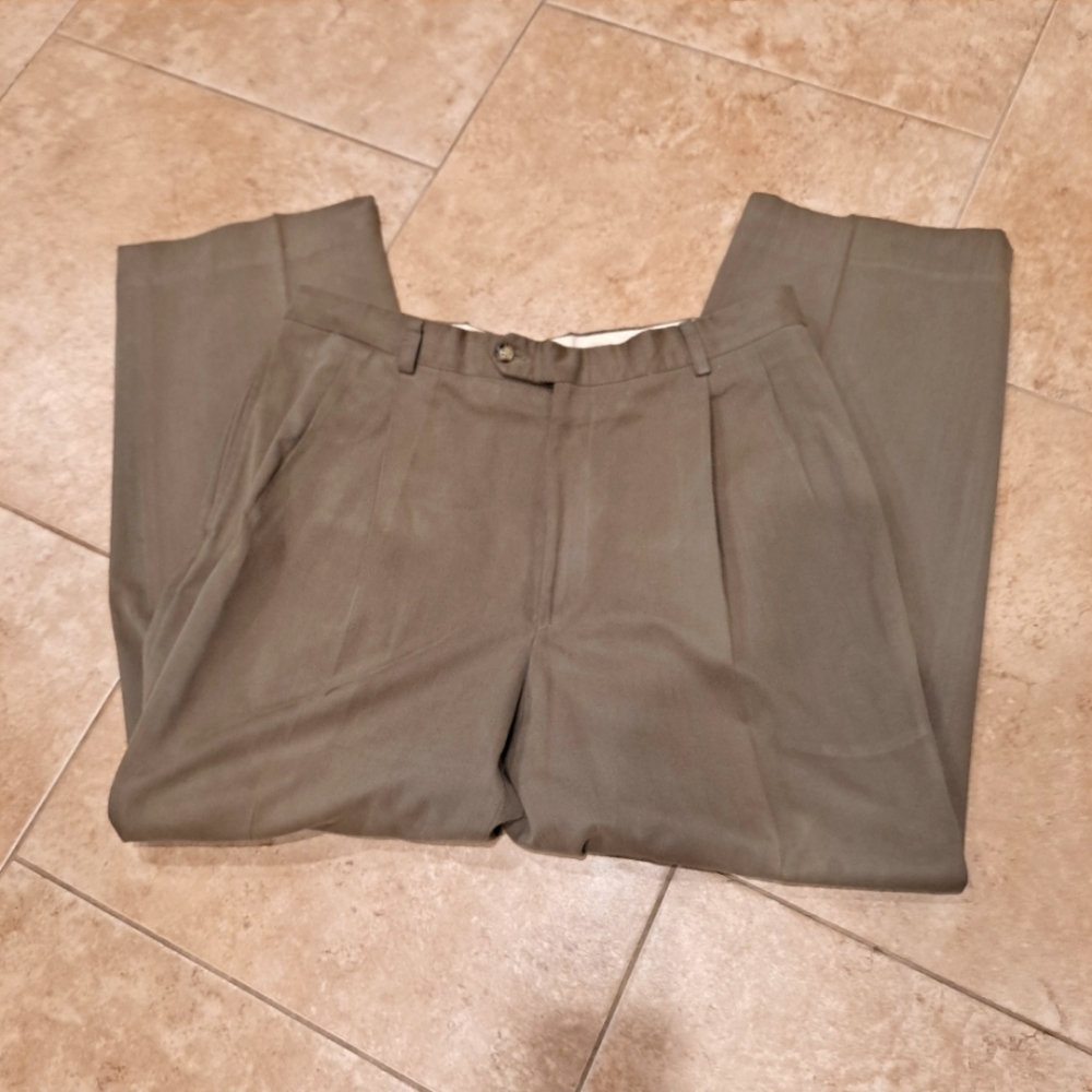 CHARLESTON KHAKIS